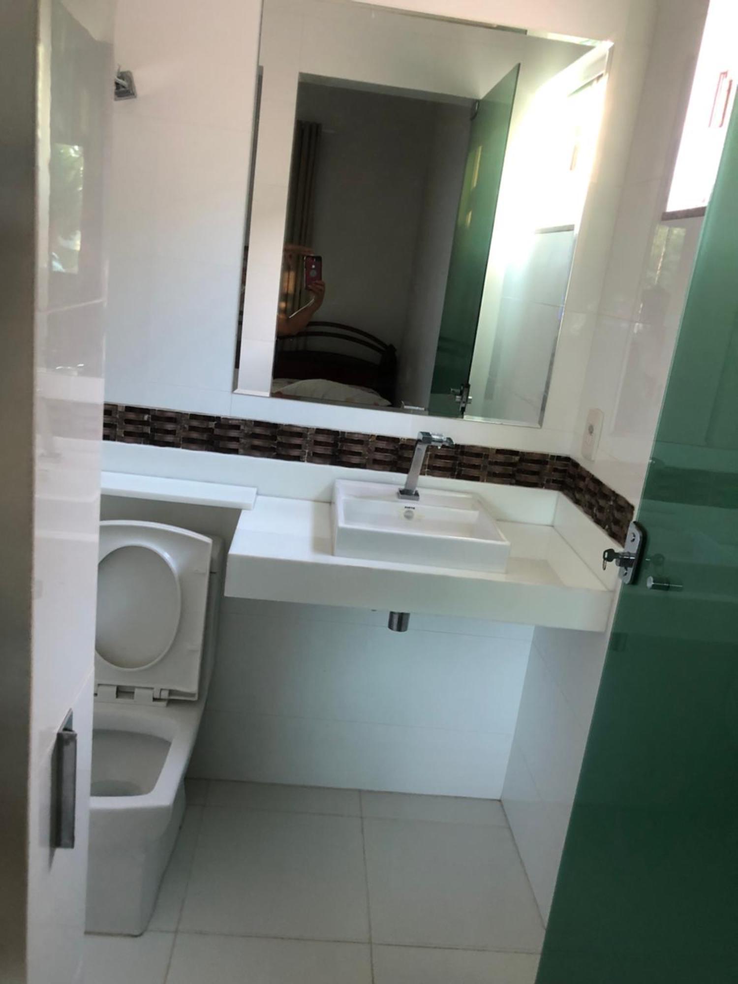 Homestay Com Janela O Jardim